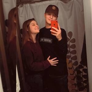 Meet your Posher, Bailey